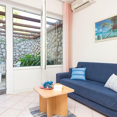2-Bedroom Apartment 300M From Beach In Punat Dış mekan fotoğraf