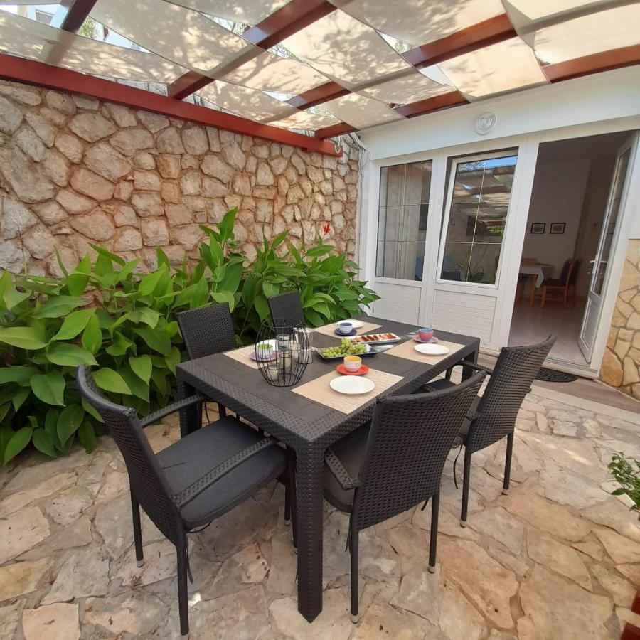 2-Bedroom Apartment 300M From Beach In Punat Dış mekan fotoğraf