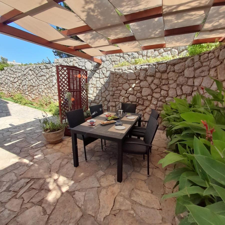 2-Bedroom Apartment 300M From Beach In Punat Dış mekan fotoğraf