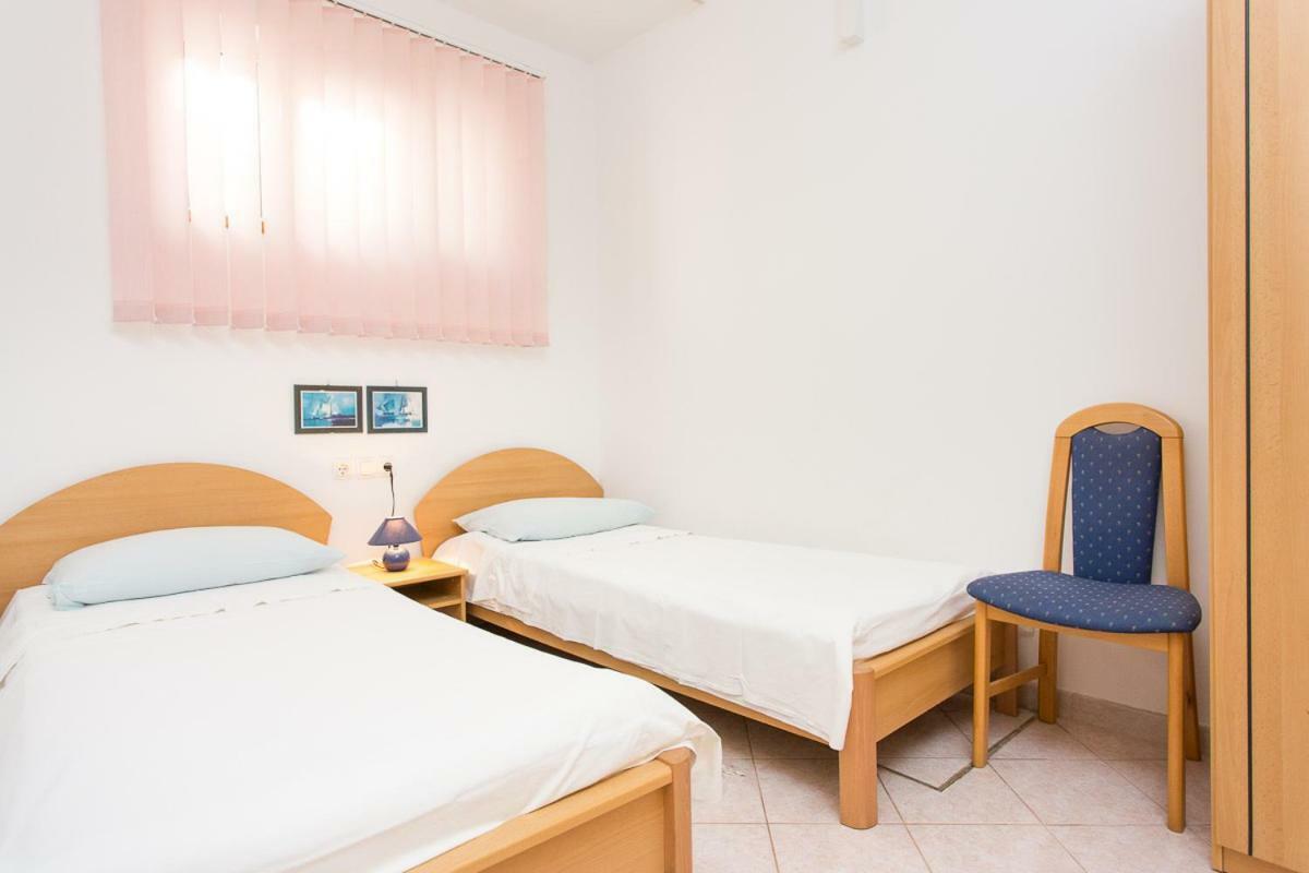 2-Bedroom Apartment 300M From Beach In Punat Dış mekan fotoğraf
